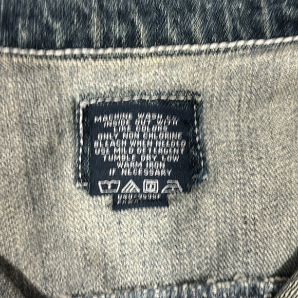 J2 Jean Jacket Size Medium - Picture 5 of 13